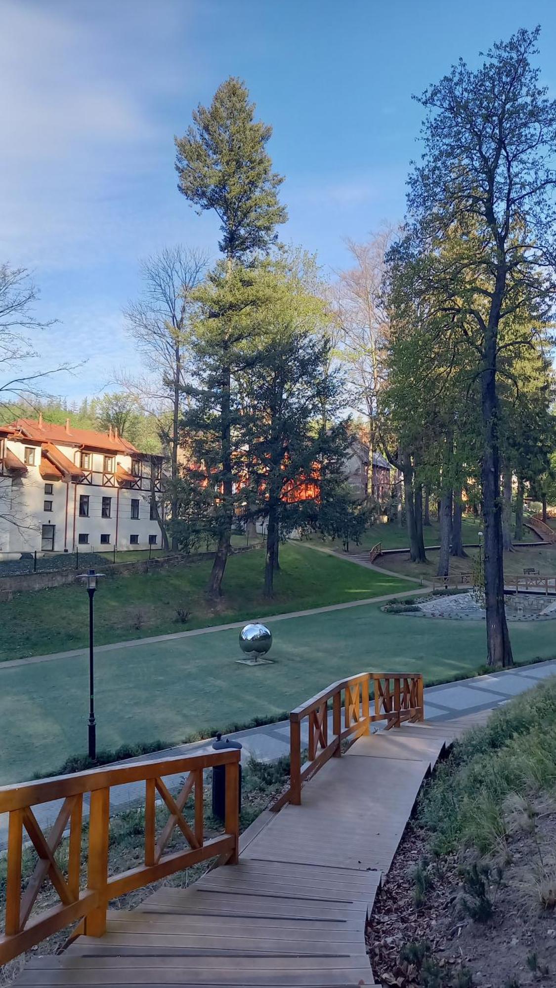 Minisowa Apartamento Jedlina-Zdroj Exterior foto